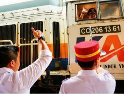 Kereta Api Kerakyatan Harga Tiketnya Turun, Kualitasnya Meningkat