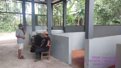 Atasi Persoalan Sampah Di Desa Junrejo, Dengan Membentuk UPT Persampahan
