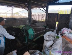 TPS3R Rejeki Barokah Desa Sumbergondo Bangga, Warga Yang Memiliki Sampah Organik Langsung Memasukkan Ke Rumah Kompos