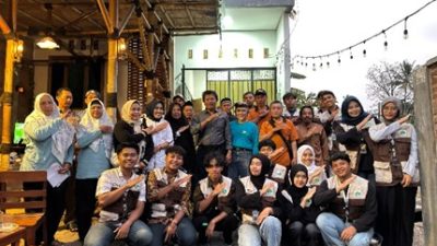 Mahasiswa KKN FBiPK Universitas Brawijaya, Kenalkan Benih Jagung Dan Cara Pembuatan Benih F1 Kepada Kelompok Masyarakat Petani Di Desa Mojorejo