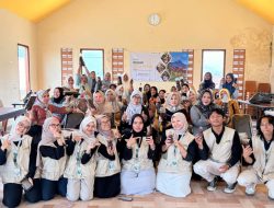 Divisi Eco Enzyme Kerjasama Dengan Mahasiswa KKN UIN Sunan Kalijaga, Gelar Sosialisasi Dan Pembuatan Eco Enzyme Skala Rumah Tangga