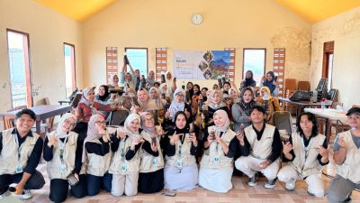 Divisi Eco Enzyme Kerjasama Dengan Mahasiswa KKN UIN Sunan Kalijaga, Gelar Sosialisasi Dan Pembuatan Eco Enzyme Skala Rumah Tangga