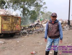 Karnaval Desa Tulungrejo Menyisakan Sampah, Diselesaikan Hingga Hari Ini