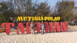 50 Warga Dusun Junggo Desa Tulungrejo Bertolak ke Pulau Tabuhan, Nikmati Wisata Bahari Banyuwangi